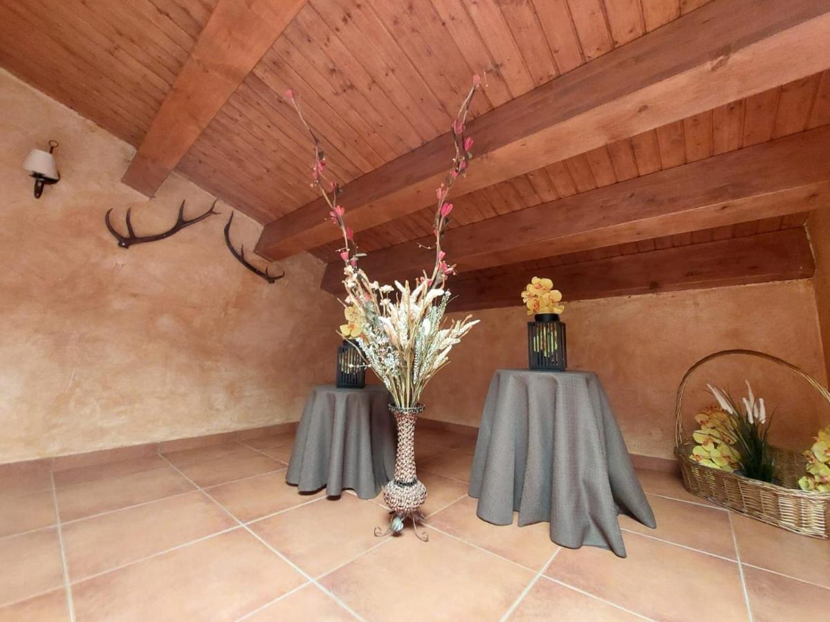El Atico De Mijares Guest House ภายนอก รูปภาพ