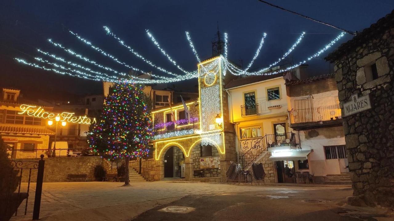 El Atico De Mijares Guest House ภายนอก รูปภาพ