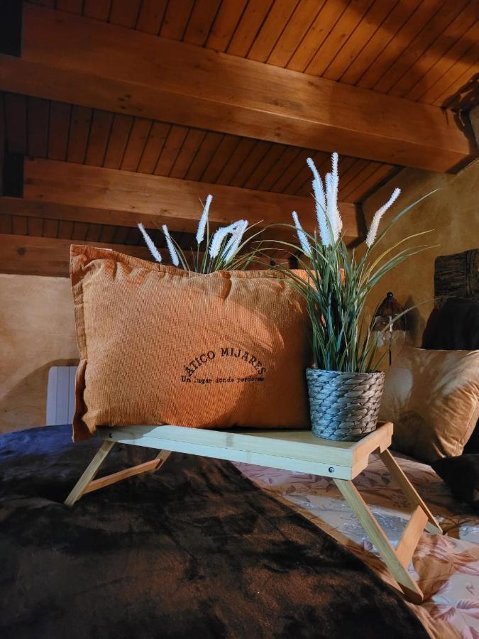 El Atico De Mijares Guest House ภายนอก รูปภาพ
