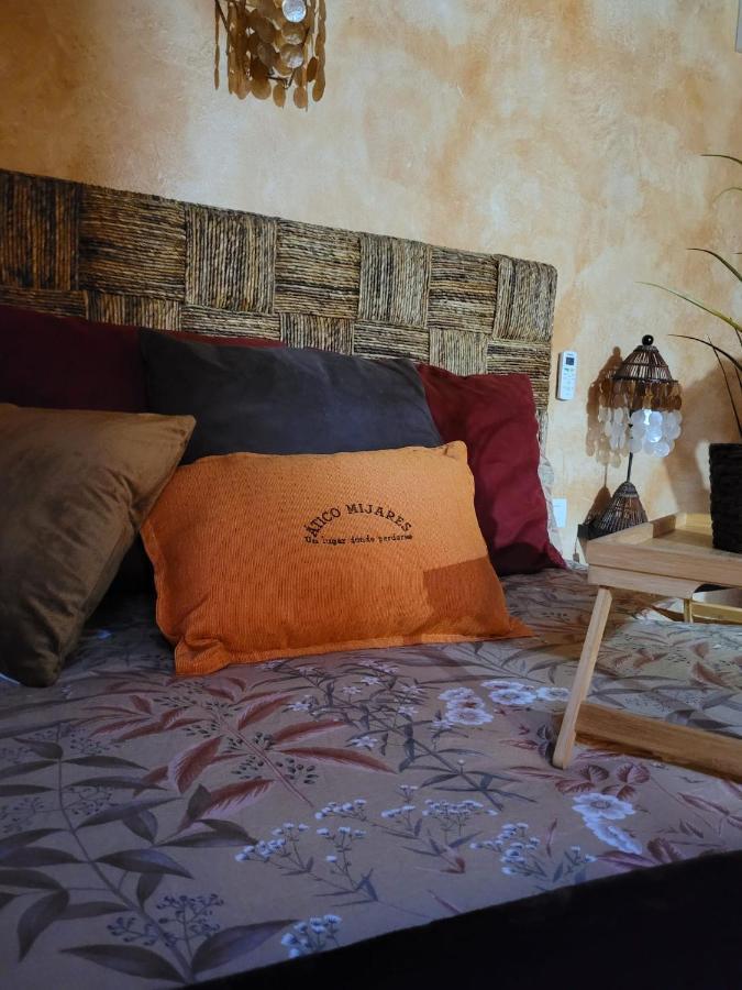 El Atico De Mijares Guest House ภายนอก รูปภาพ