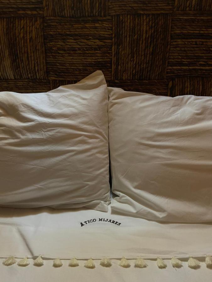 El Atico De Mijares Guest House ภายนอก รูปภาพ