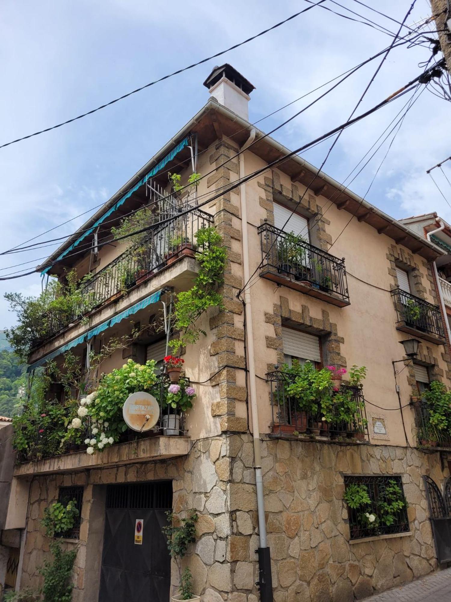 El Atico De Mijares Guest House ภายนอก รูปภาพ