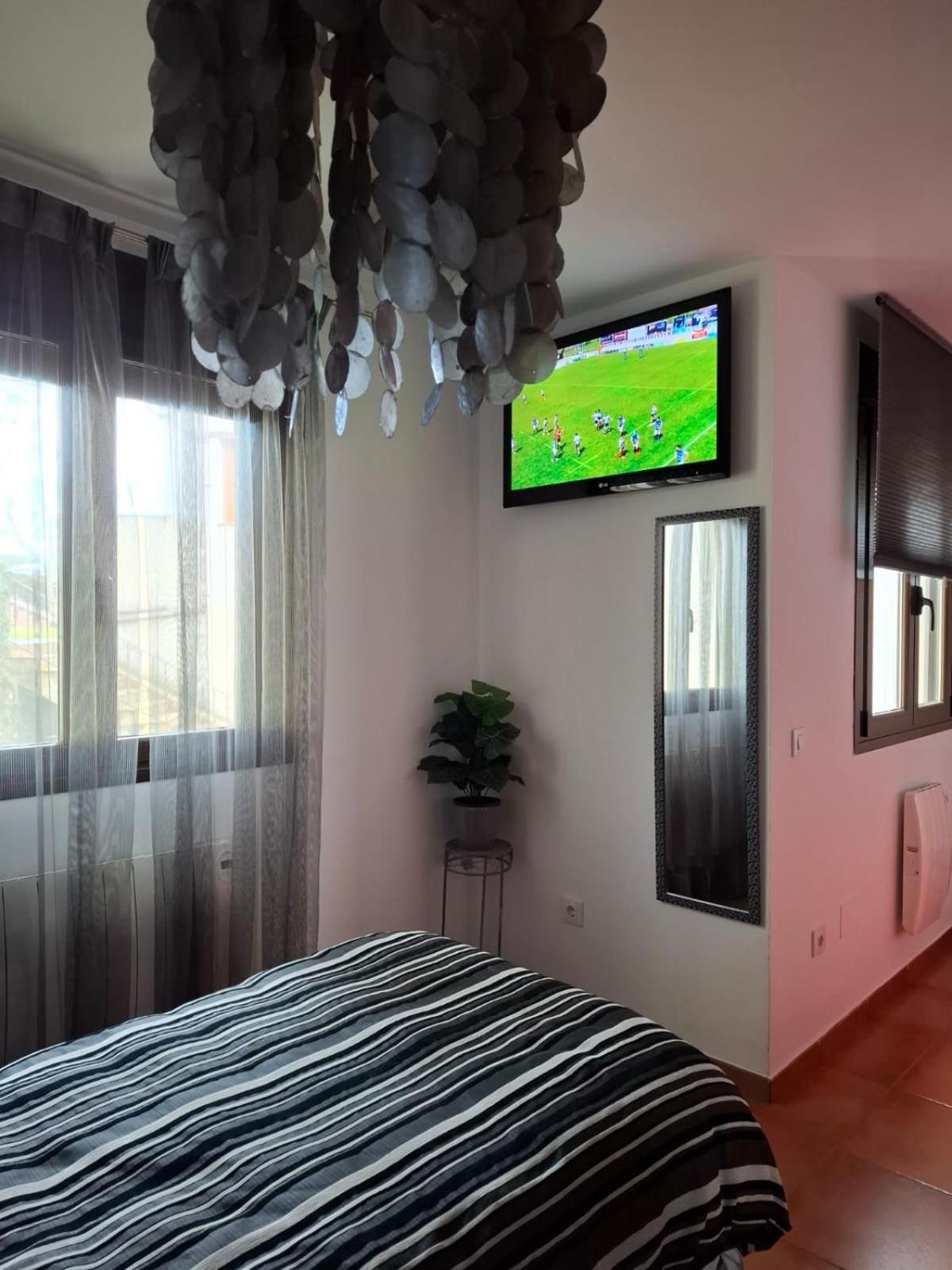 El Atico De Mijares Guest House ภายนอก รูปภาพ